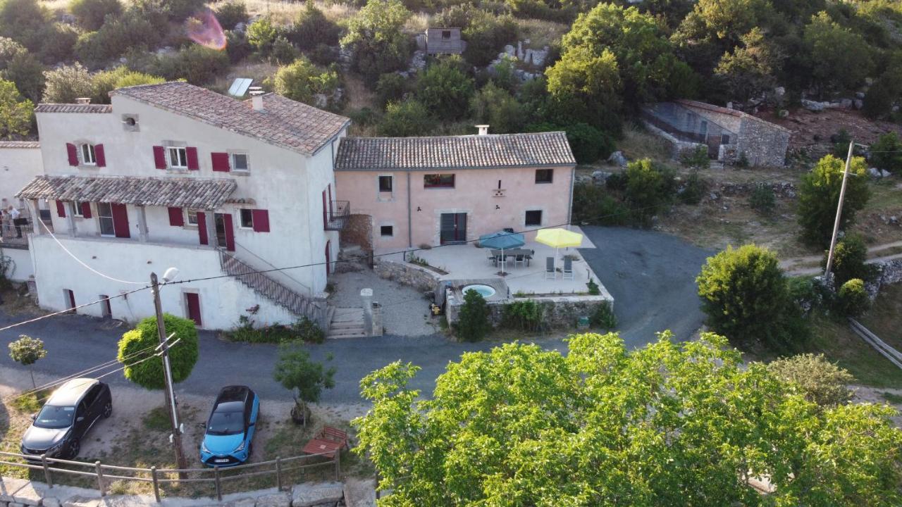 Gite De Gazelle Chambres D'Hote La Vacquerie-et-Saint-Martin-de-Castries Exteriör bild
