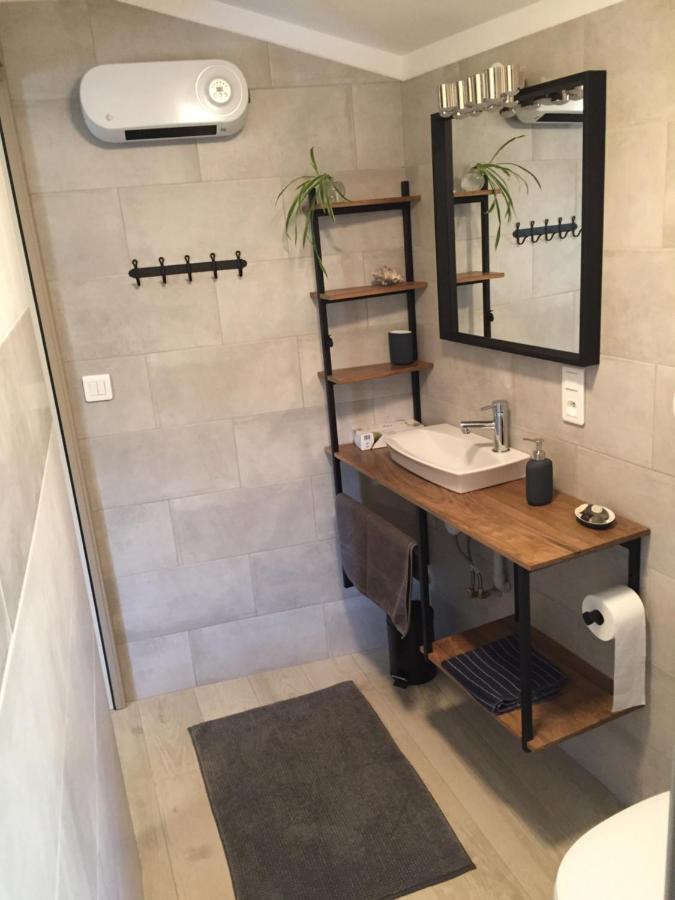 Gite De Gazelle Chambres D'Hote La Vacquerie-et-Saint-Martin-de-Castries Exteriör bild