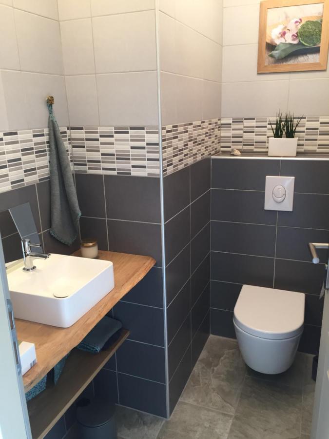 Gite De Gazelle Chambres D'Hote La Vacquerie-et-Saint-Martin-de-Castries Exteriör bild